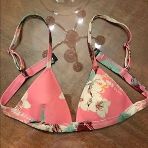 Triangl pink floral bikini top